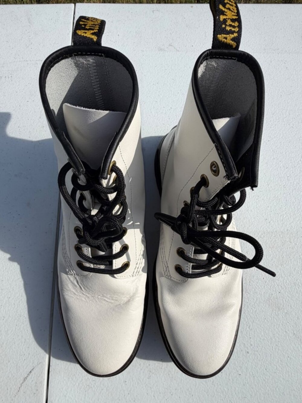 Dr. Martens  Zavala White Leather Combat Boots Size Ladies  8 M Men 7
